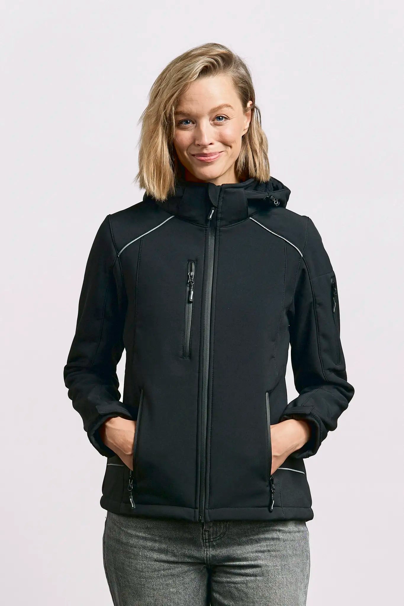 all-groups Women's Warm Softshell Jacket