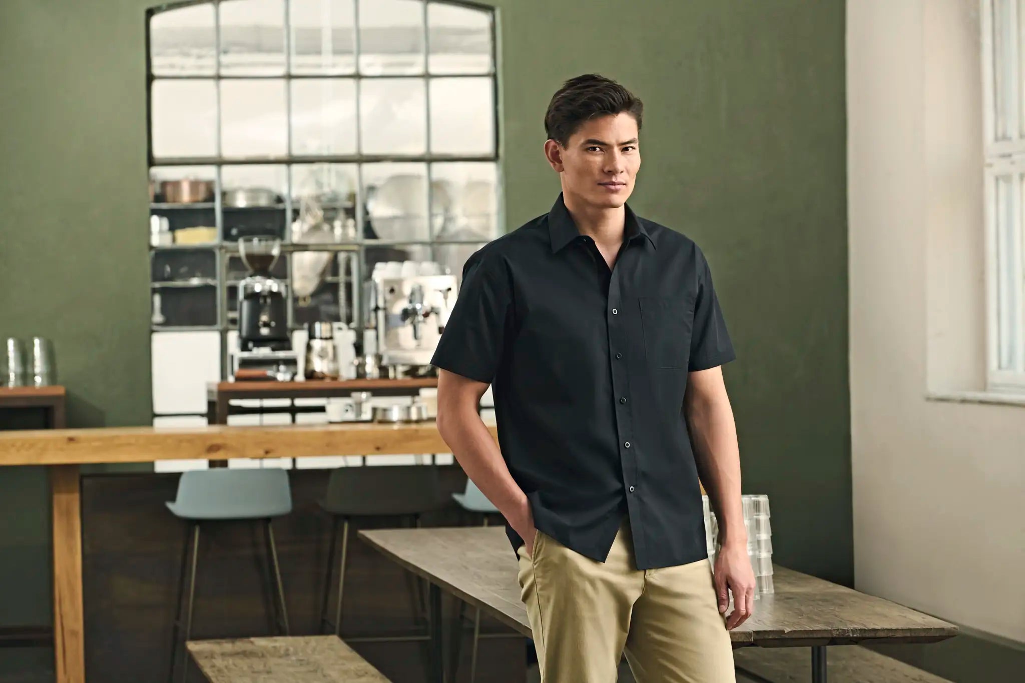 all-groups Men's Short Sleeve Classic Polycotton Poplin Shirt