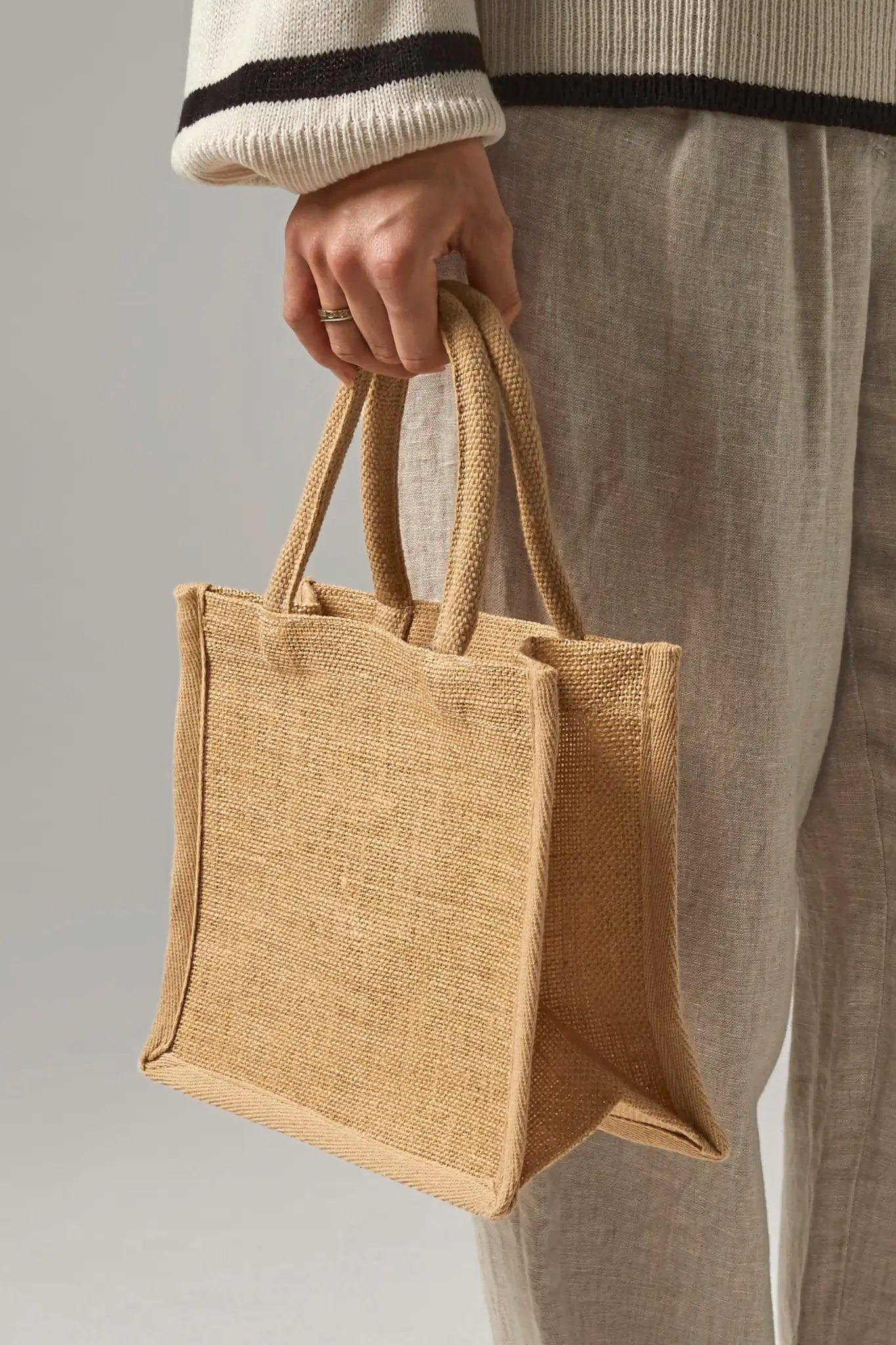 033d632b1f80f4d97b3741385948003b